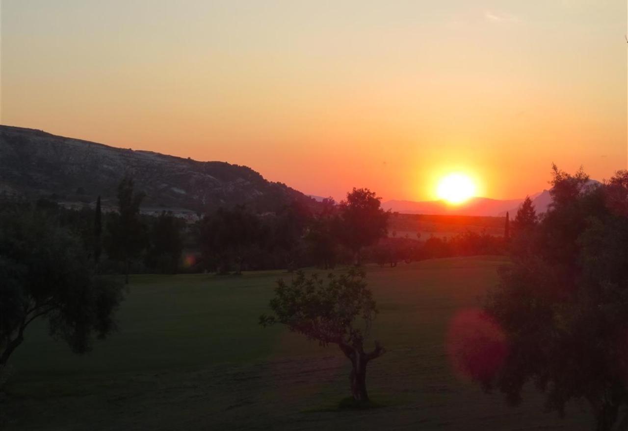 Modern Villa Frontline Golf Algorfa Bagian luar foto